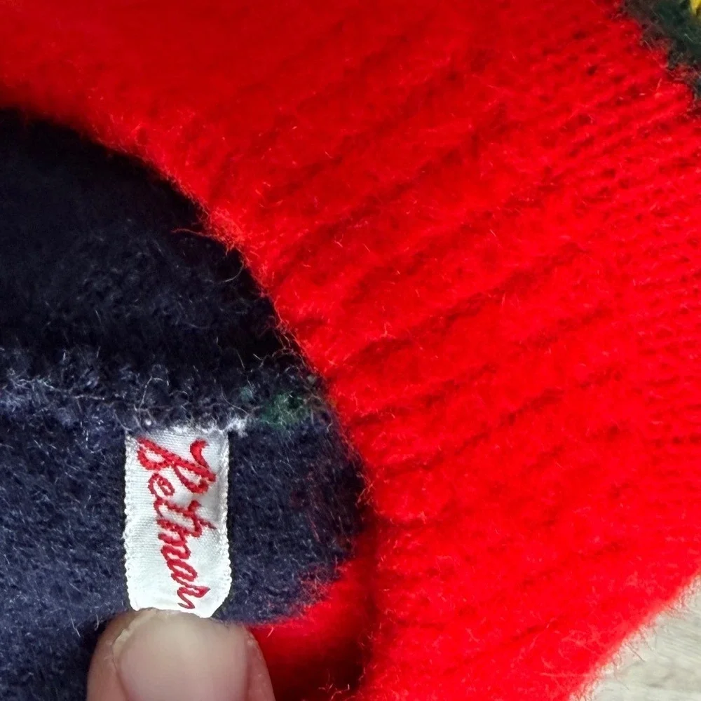 Belmar VTG  Knit Beret Hat Red Yellow Green Striped Slouchy Beanie Women